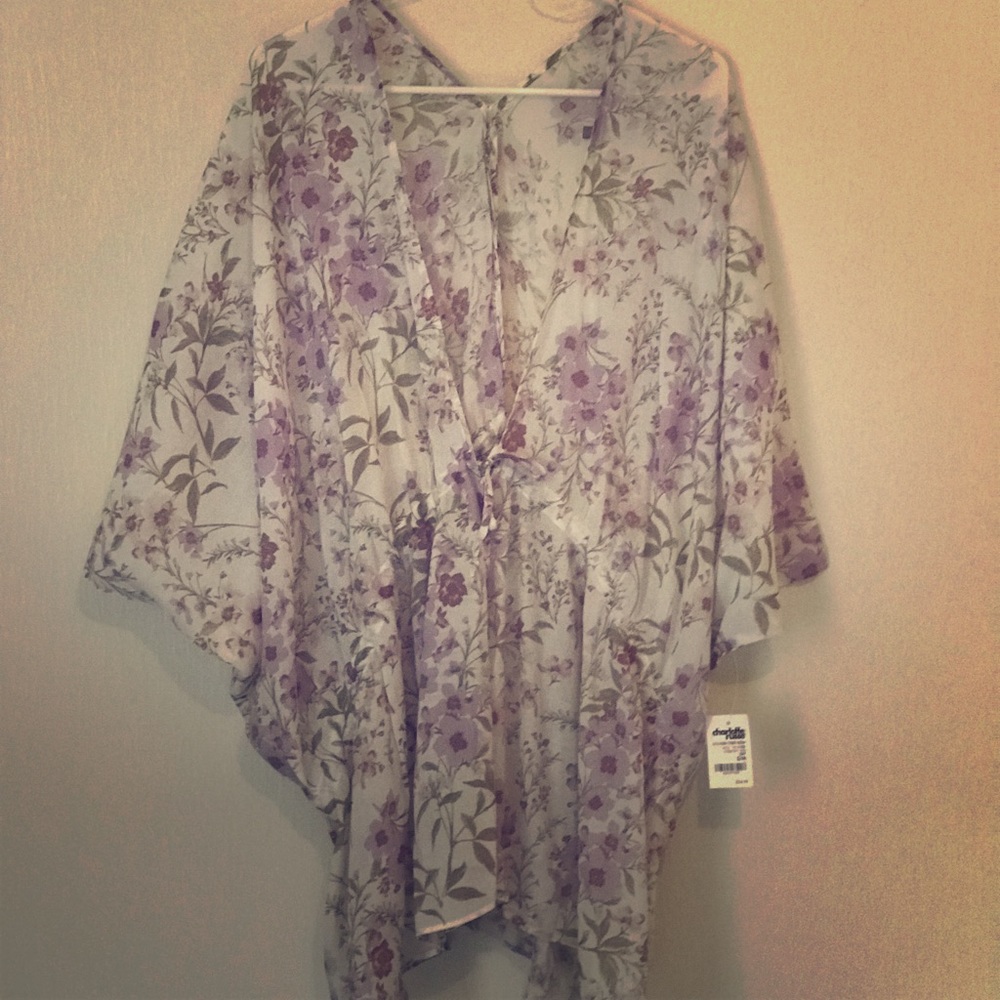 NWT Charlotte Russe kimono cardigan